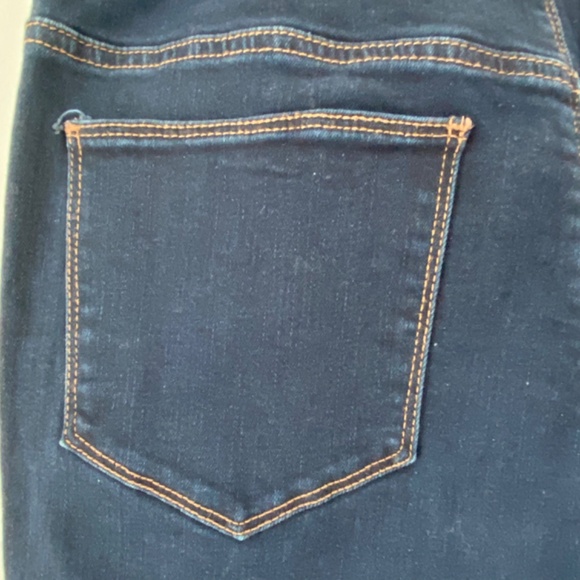 Chico’s the Platinum Blue Jegging Skinny Stretch Jeans Size 1 / US Size 8 R NWOT - Picture 4 of 10